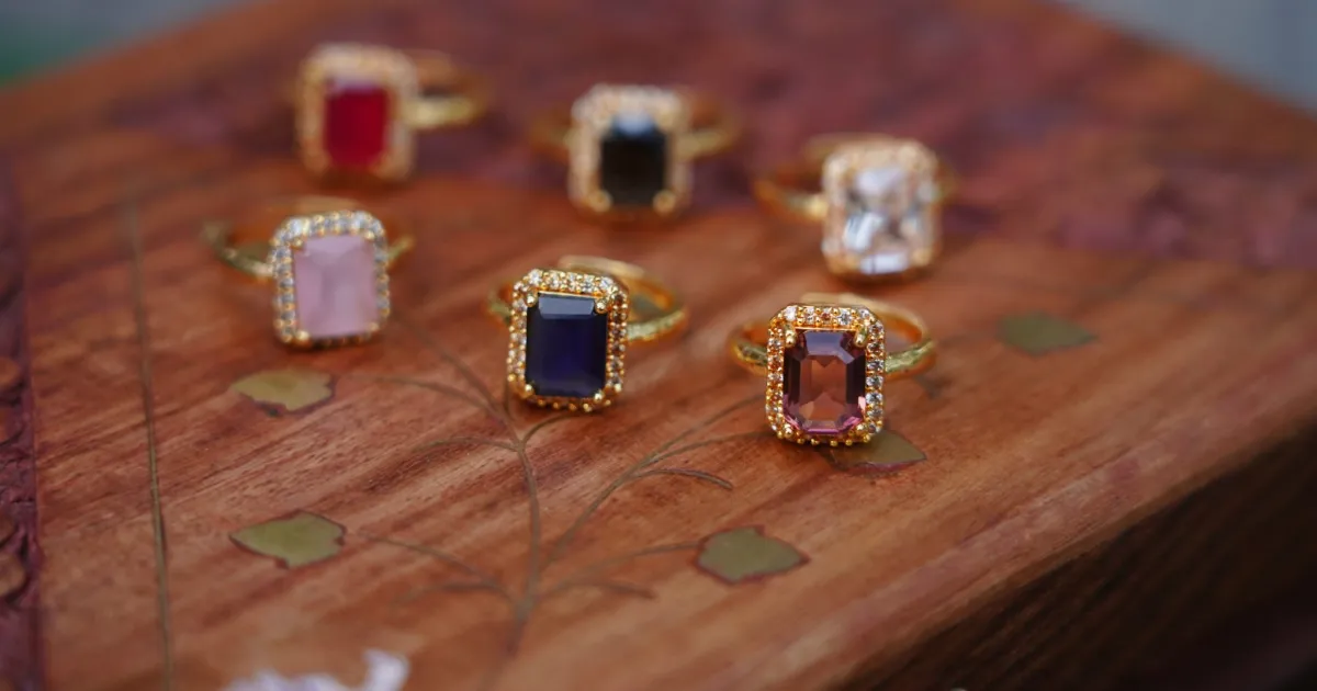 Sponsored Content for Jewelry and Accessory Brands