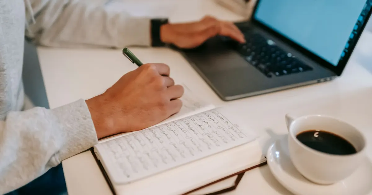 How to Build an Author Page: An E-E-A-T Guide