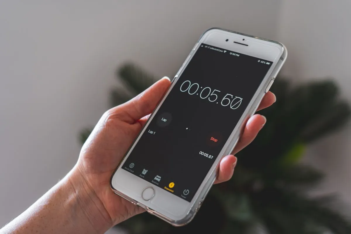Guest Post vs Footer Link: Which Indexes Faster?